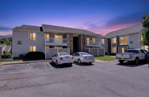 Lenexa Apartment | Modern 1-bedroom apartment in Lenexa
