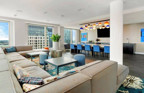 West End Apartment | Modern 1BR steps to Mass General Hospital, TD Garden, Esplanade with Pool/Gym