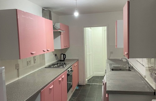Sunderland Apartment | Modern 2-Bed Contractor-Ready, Family friendly, Near Shops & City Centre