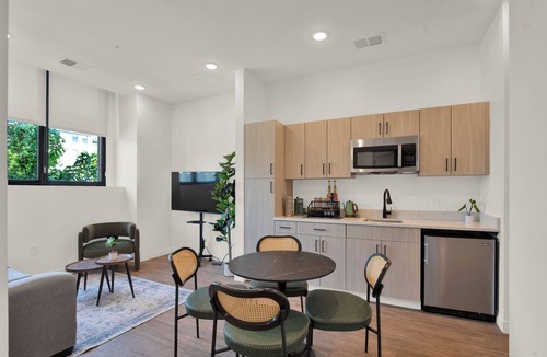 Over-the-Rhine Apartment | Modern 2BR OTR | Pool, Gym, Prime Location