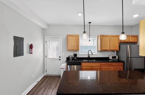 Clarksville Apartment | Modern 2br Townhome in Prime Location