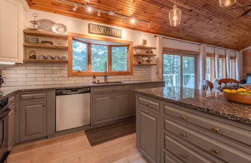 Mount Vernon House | Modern 4 BR Waterfront Lake House Directly on Minnehonk Lake Belgrade Lakes Area