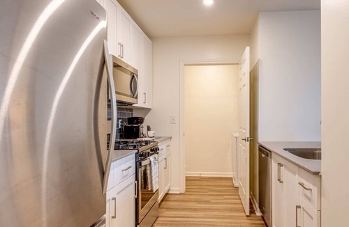 North Waltham Apartment | Modern Apt Close to Downtown ALH-12242