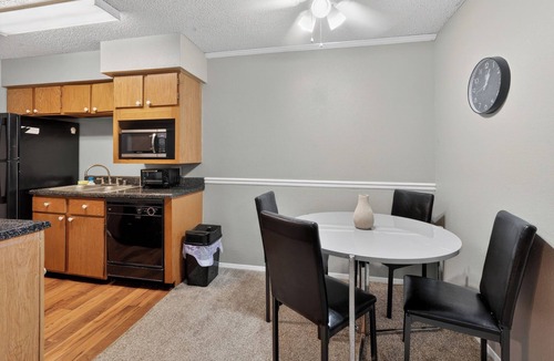 Lubbock Apartment | Modern comfort in a 2-bedroom layout
