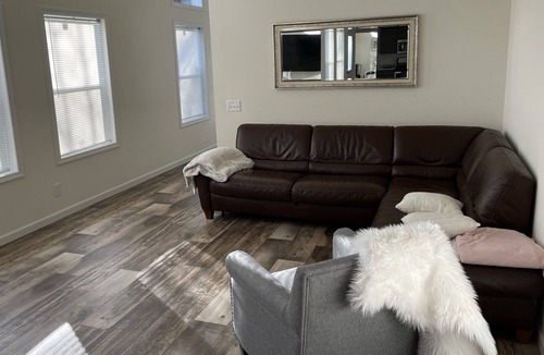 Goodman Cottage | Modern Cottage in the Woods