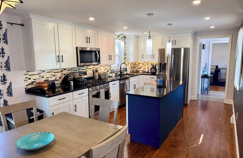 South Yarmouth House | Modern, Dog-Friendly, 4 Bedroom, 2 Bath Home