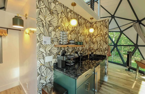 Freeport Cabin | Modern dome w/full bath + spa access - 04