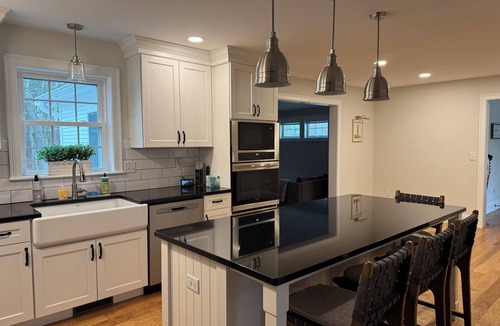 Jefferson House | Modern Farmhouse Close to Mt. Wachusett