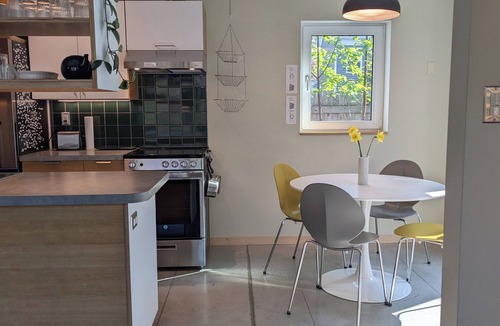 Munjoy Hill House | Modern Guest House + garden patio on Munjoy Hill