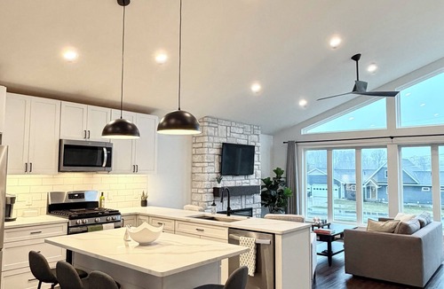 Traverse City House | Modern Lake View Stay In Traverse City - Sleeps 6