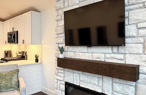 Traverse City House | Modern Lake View Stay In Traverse City - Sleeps 6