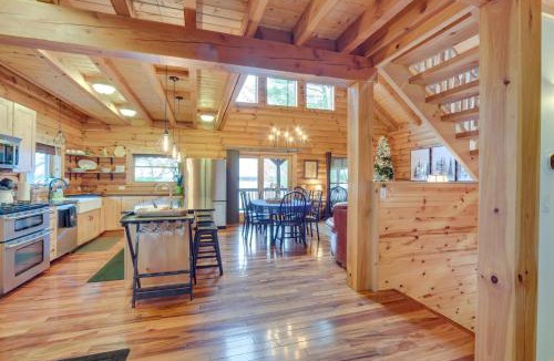 Pine City House | Modern Log Cabin w/Rec Room, Steps to Lake!