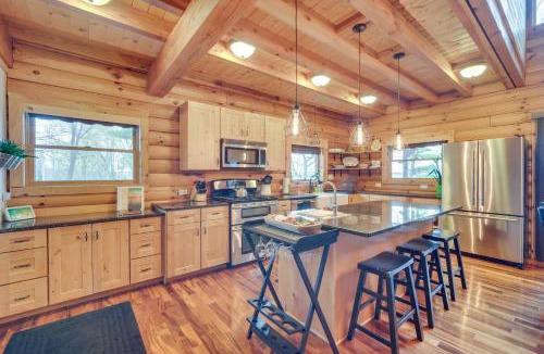 Pine City House | Modern Log Cabin w/Rec Room, Steps to Lake!