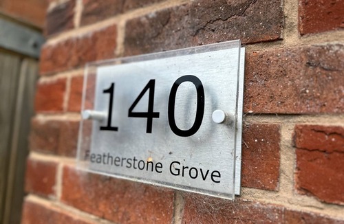 Newcastle-upon-Tyne House | Modern Room with Private Outdoor space - Pass the Keys