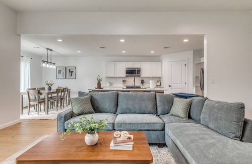 Tulsa House | Modern Tulsa New Build | Downtown & Cherokee