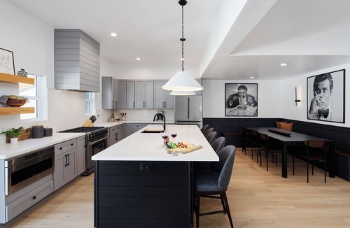 Paradise Valley Village Cottage | Monroe - Private Pool-ping Pong- Stunning Design