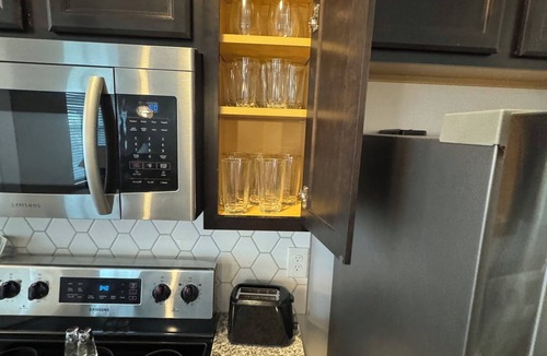 Columbus Apartment | Month-to-Month in Columbus/Dublin