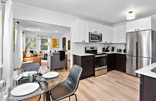 Northrop House | Monthly Stay: 3BR Home w/Office, Golf Views, King Beds, Full Kitchen, Fast WIFI