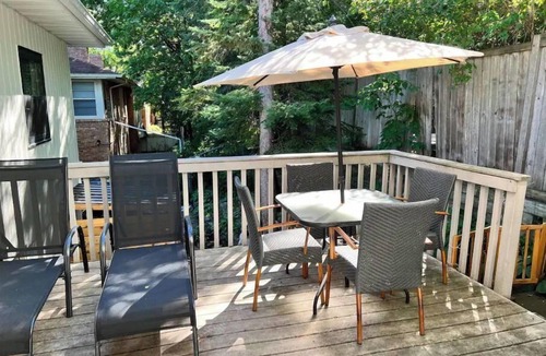 Morningside House | Morningside mid century near restaurants & lakes