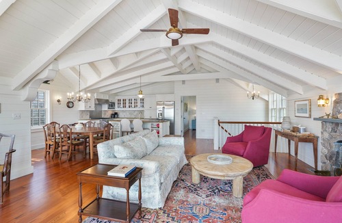 Edgartown House | Morse Lighthouse – Waterfront Estate in Edgartown
