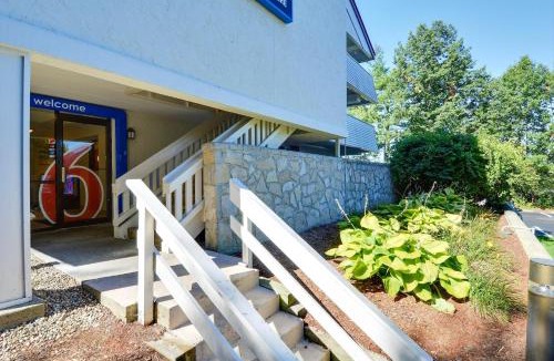 Nashua Hotel | Motel 6-Nashua, NH - South