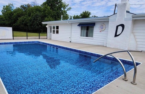 Monticello Resort | Motel 8 at Dockside Lake Resort