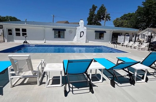 Monticello Resort | Motel 8 at Dockside Lake Resort