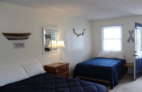 Monticello Resort | Motel 9 at Dockside Lake Resort