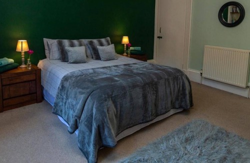 Glasgow Apartment | Mount Florida Pad
