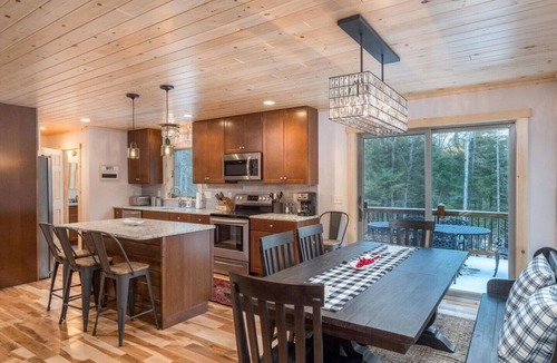 Bethel House | Mountain Chalet with hot tub and game room