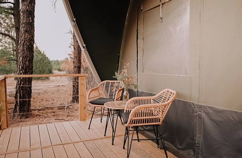 McIntosh Cabin | Mountain Stay Under Open Skies