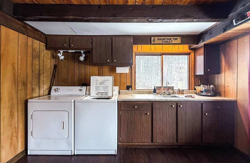 Bessemer House | Mountain Top Chalet ~ A/C & Close to Rec Trails!