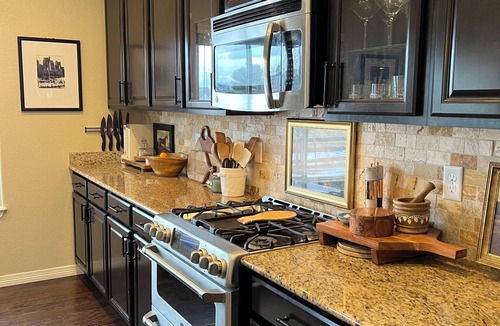 Northgate House | Mountain Views, Air Force Academy, Hot Tub, Pet Friendly, Hiking, Trails, Dining