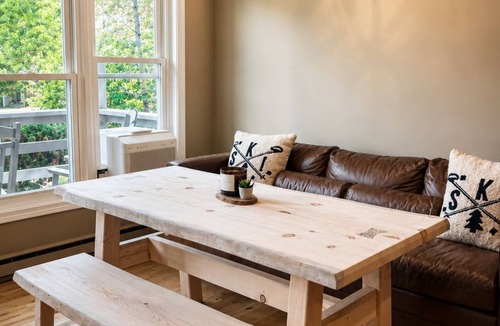Greenwood Condo | Mt. Abram Base Condo - Ski, Bike & Après Walkable
