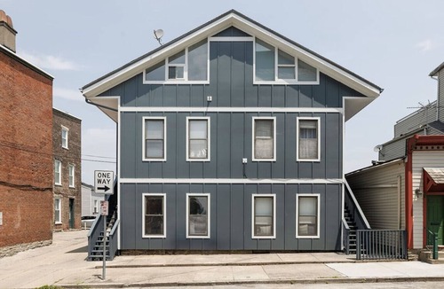 Mount Adams Apartment | Mt. Adams 1BR Great Location! Steps from Monastery