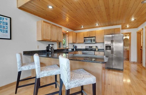 Sunday River Area House | Mtn Views, Hot Tub, Fireplace, Screened Porch