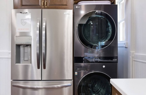 Georgetown House | Mulberry Manor/Sauna/EV Charger/Massage Chair/Horse Park 7mi/Ark 35mi/Downtown