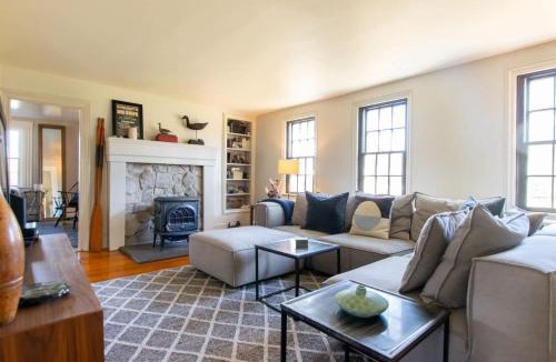 Dennis Port House | Multi-Dwelling 1 Mile to Nantucket Sound