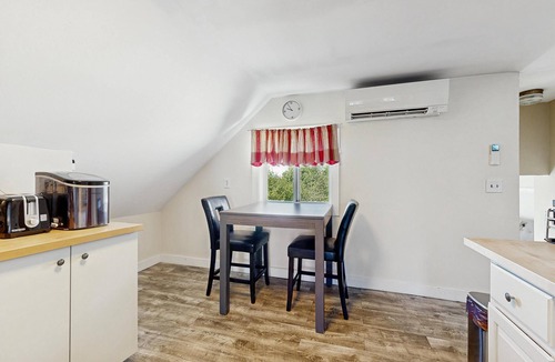 East End House | Munjoy Hill hideaway with AC - walk to dining & Eastern Promenade