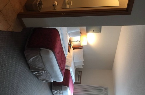 Ludington Hotel | Nader's Motel & Suites