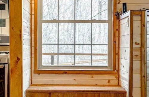 Greenbrier Cabin | Nashville Area Luxury Tree House Accommodation for a Tennessee Getaway
