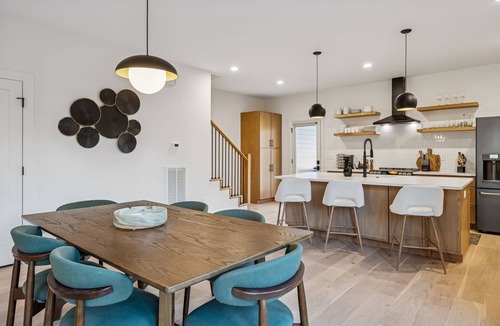 Inglewood House | Nashville home w/gameroom, outdoor pool & theater