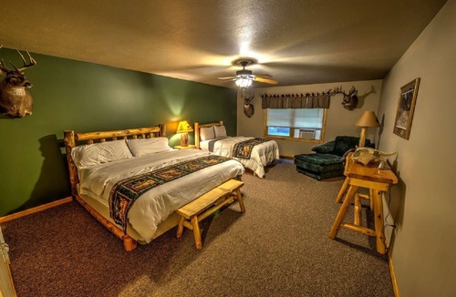 Grayling Ski Chalet | Nature Lovers Dream! Hunt, Fish, Ski, Hike, Relax!