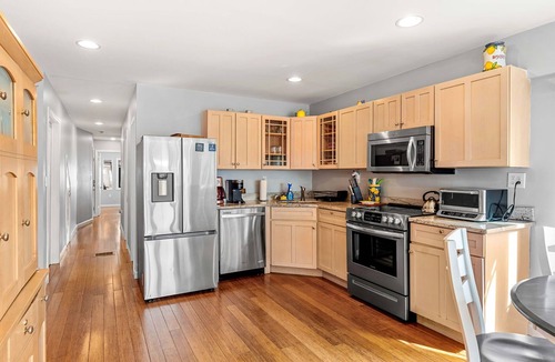 Salisbury Condo | Nautical & Yoga Retreat