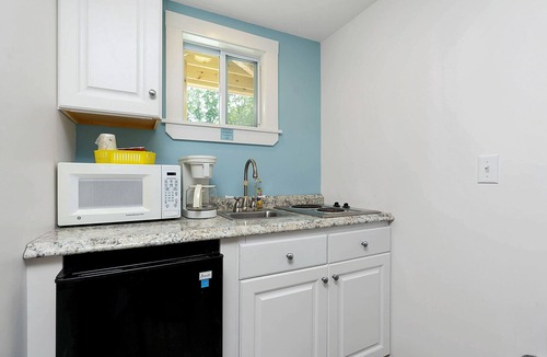 Ogunquit - Wells Hotel | Ne'r Beach Motel