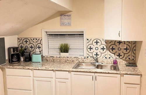 South Louisville House | Near Airport & Major Attractions, 5Mi Downtown, Comfy Loft