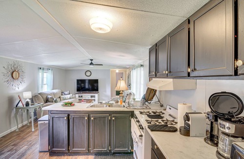 Eriline House | Near ATV & Hiking Trails: Home w/Deck in Oneida!