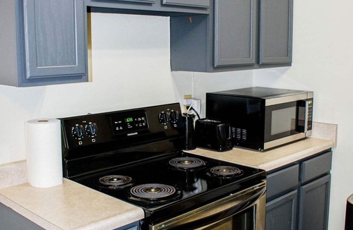 Rapid City House | Near i-90 and shopping, entertainment as well as being close to Black Hills Fun