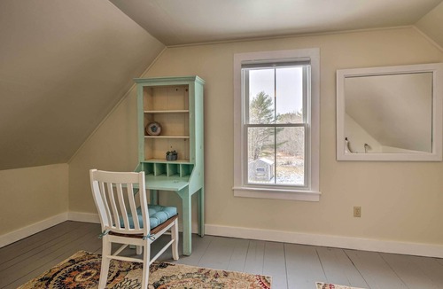 Waldoboro Cottage | Near Lakes, Bay & Trails! Historic Waldoboro Gem