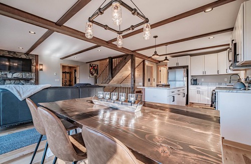 Greenwood Ski Chalet | Near South & North Ponds w/water views great Spring & Summer dates available